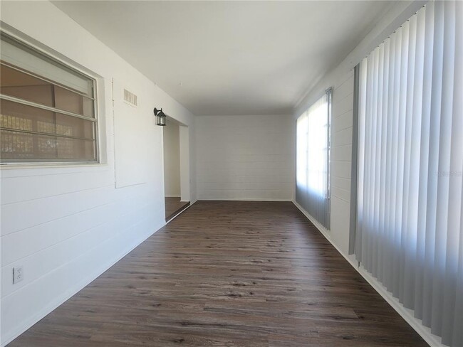 Building Photo - 2464 Australia Way E