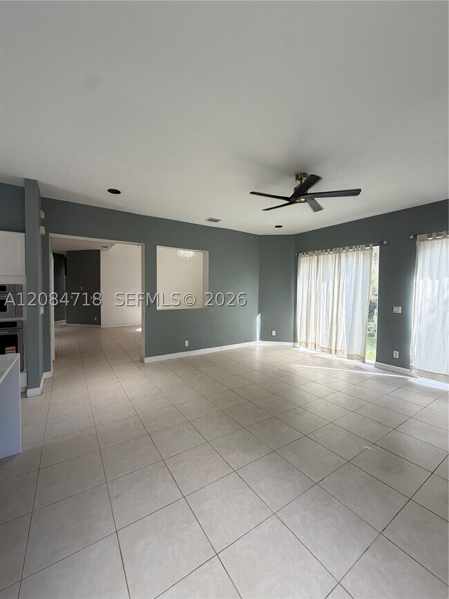 Building Photo - 14044 SW 54th St