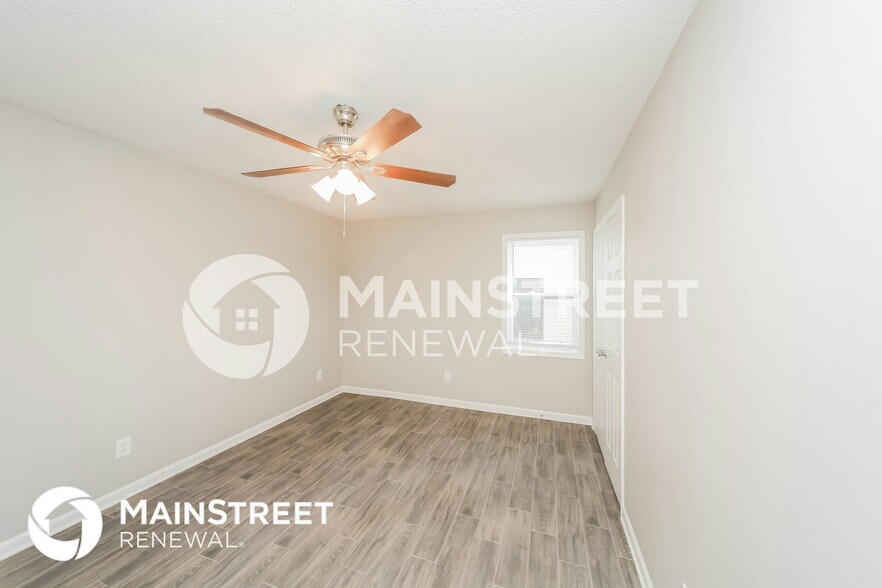 Building Photo - 6192 Cranbury Park Dr