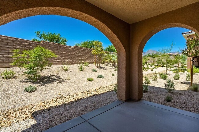 Building Photo - 845 Pantara Pl
