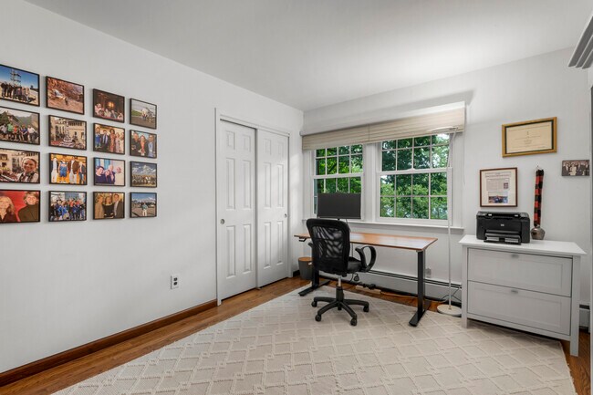 Building Photo - 341 Orienta Ave