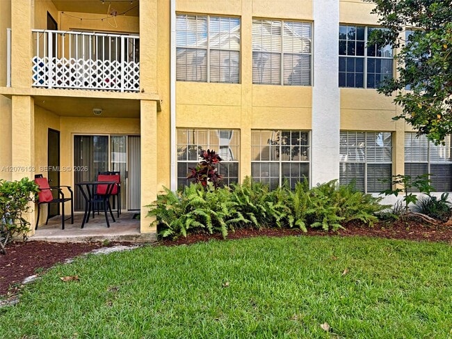 Building Photo - 6339 La Costa Dr
