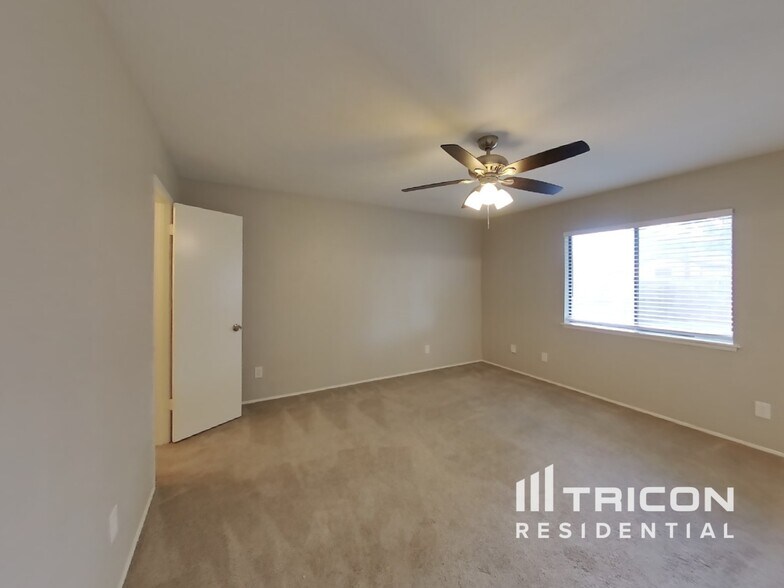 Building Photo - 509 Forestwood Dr