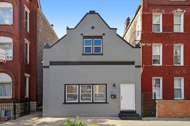 Primary Photo - 1627 W 17th St
