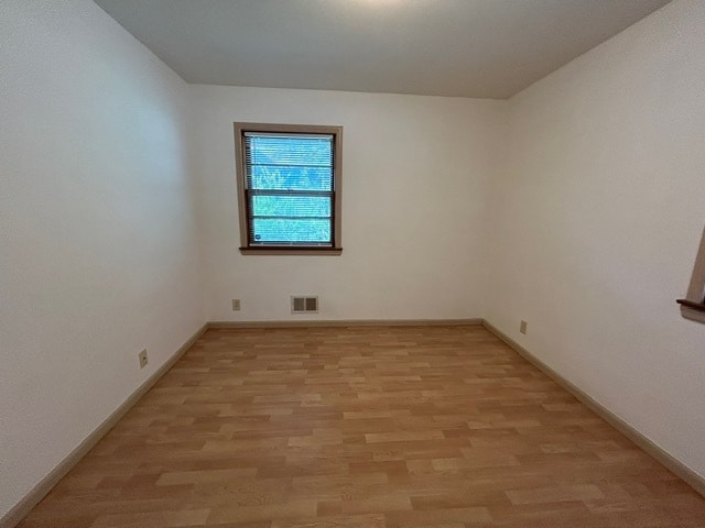 bedroom - 1505 Brown Ave