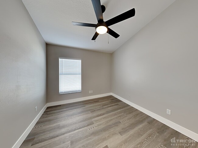 Building Photo - 11217 Summer Star Dr