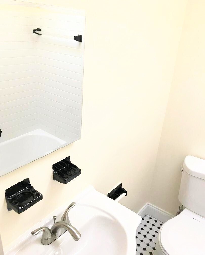 Upstairs bathroom - 63 Upmanor Rd