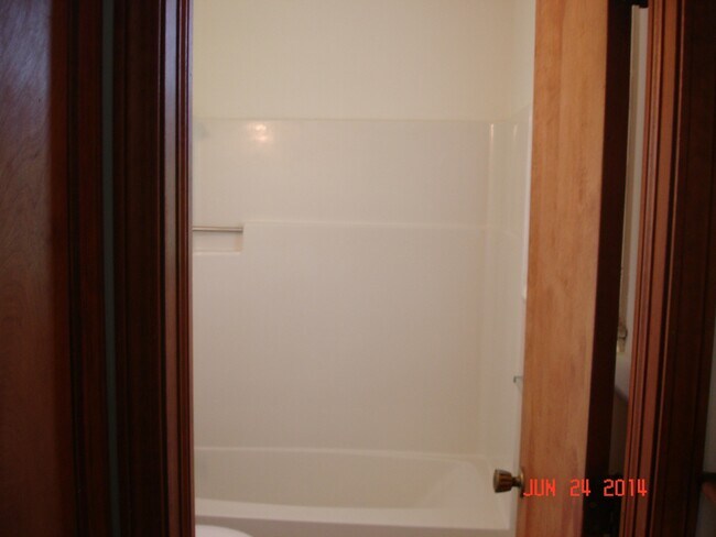 Building Photo - 530 SE 325th Rd