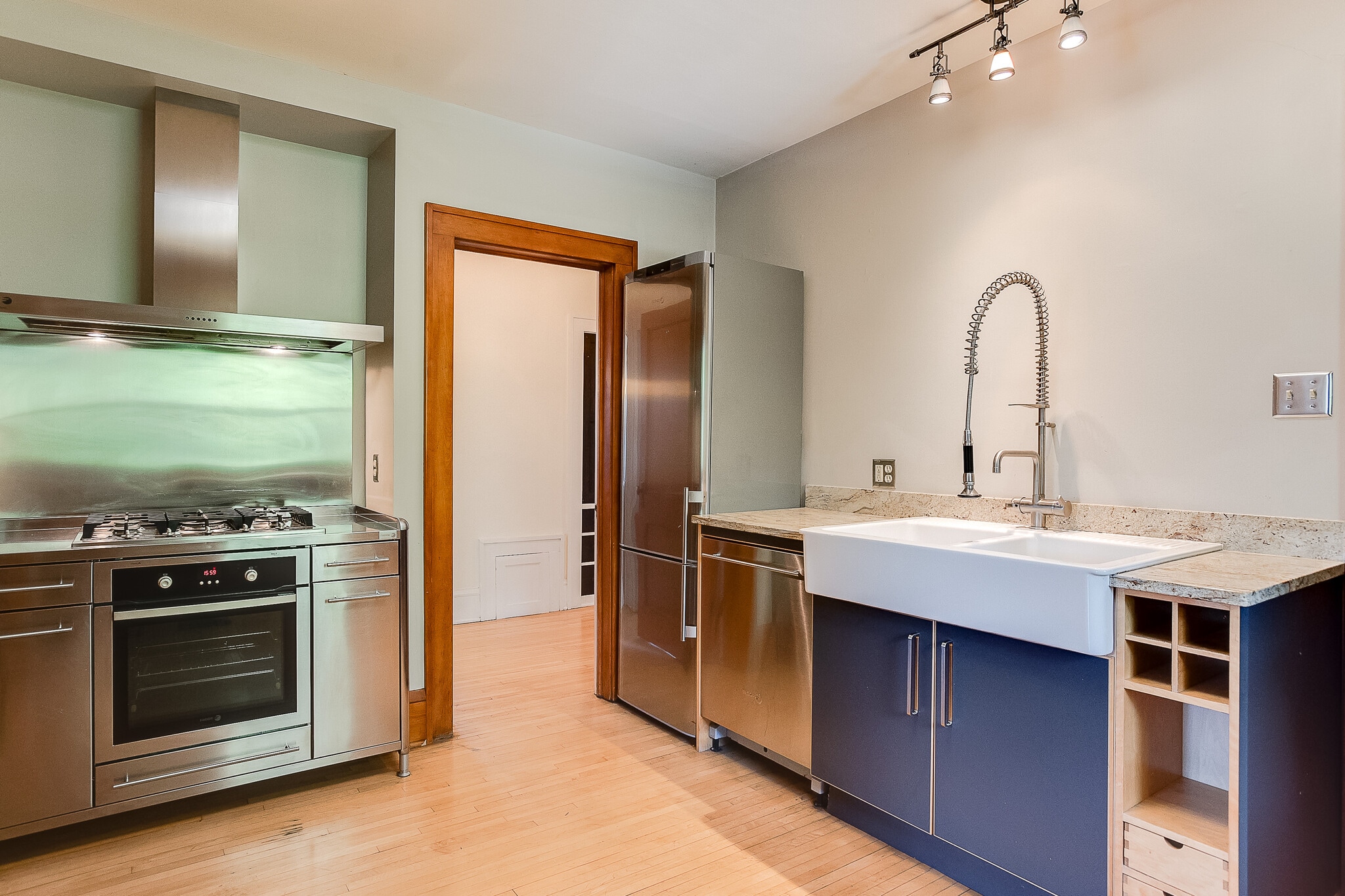 kitchen #2 - 4656 Bryant Ave S