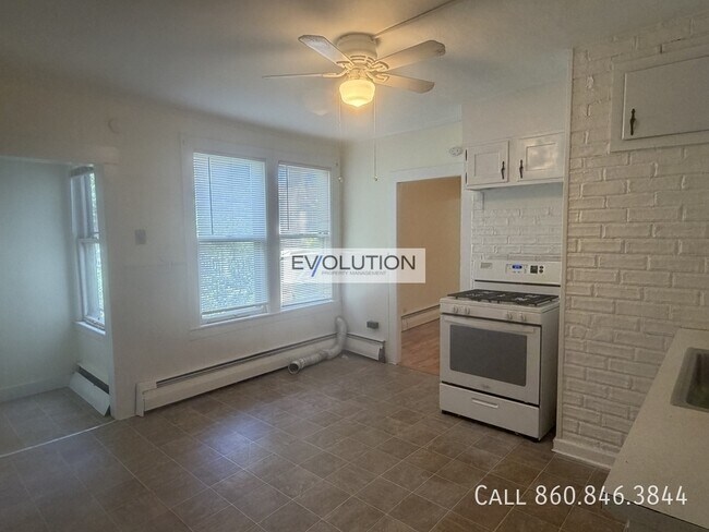 Building Photo - 209 Pearl St