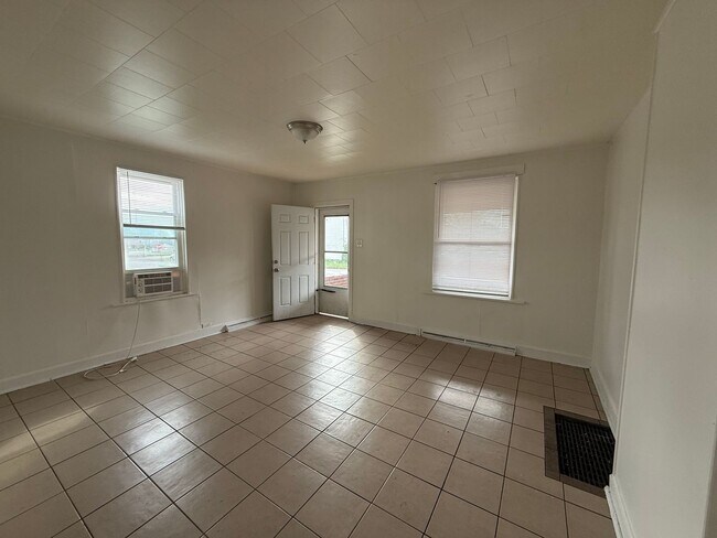 Building Photo - Koppel - 2 bedroom Apartment