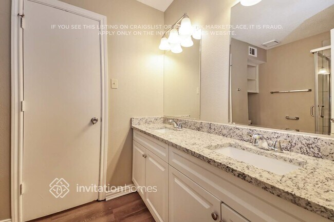 Building Photo - 2018 Falcon Ridge Dr