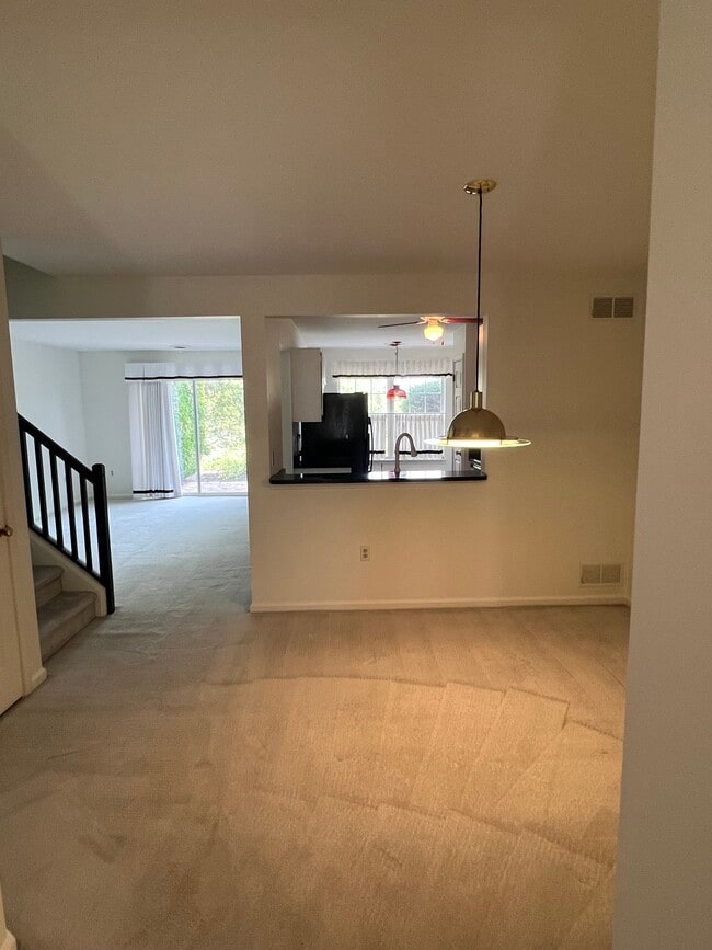 Building Photo - 1534 MacIntosh Way
