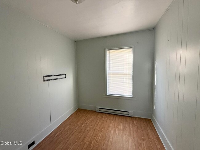 Building Photo - 7 Micklas St