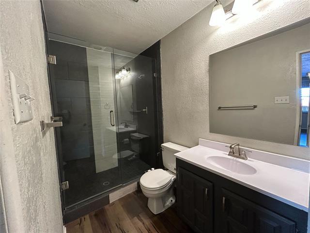 Building Photo - 10238 White Elm Rd