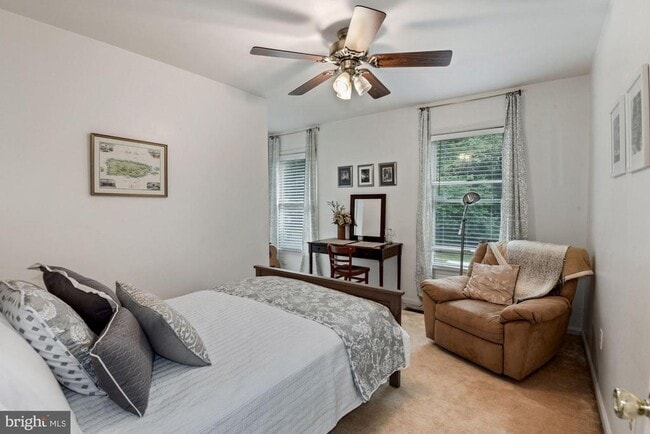 Building Photo - 2131 Silentree Dr