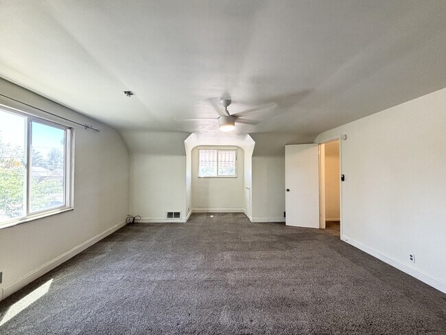Building Photo - 1507 S 700 E