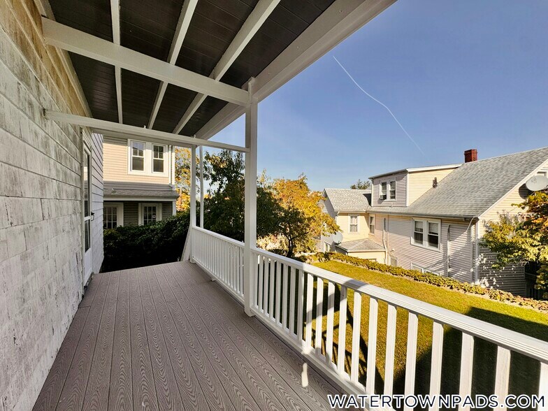 Building Photo - 137 Hillside Rd