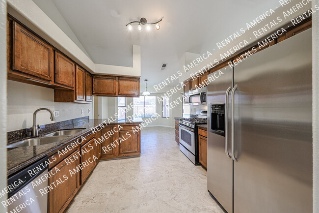 Building Photo - 8768 W Berridge Ln