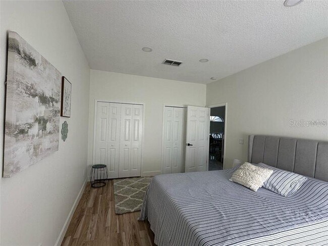Building Photo - 2271 Stone Cross Cir