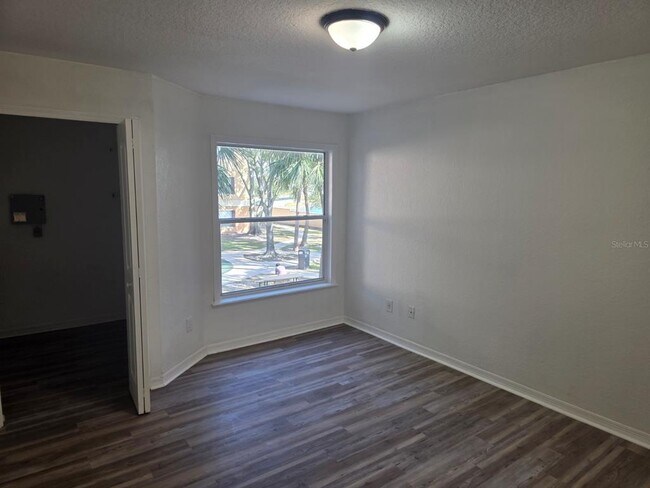 Building Photo - 7606 Pissarro Dr