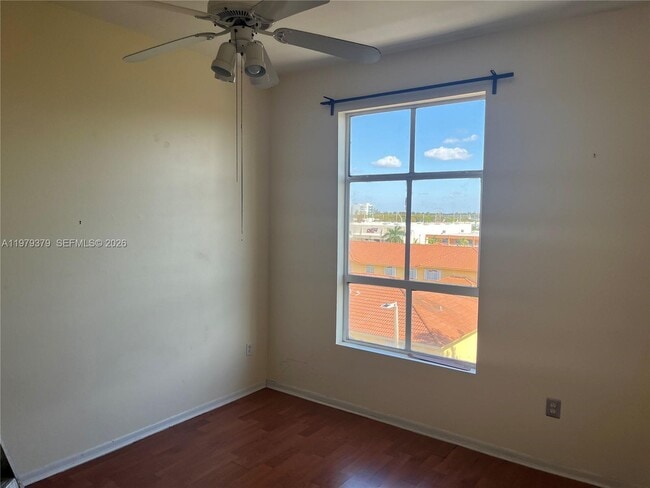 Building Photo - 7420 W 20th Ave