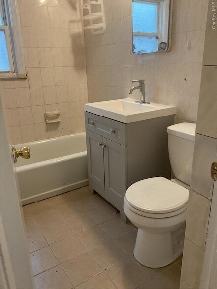 Building Photo - 83 Adams St