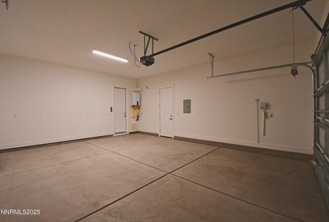 Building Photo - 7587 Calypso Dr