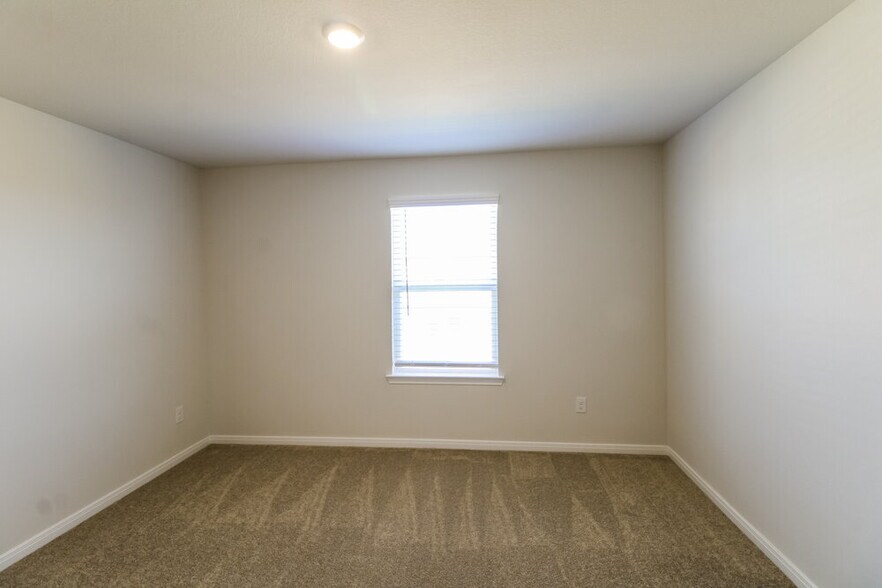 Building Photo - 413 Mystic Slopes Dr