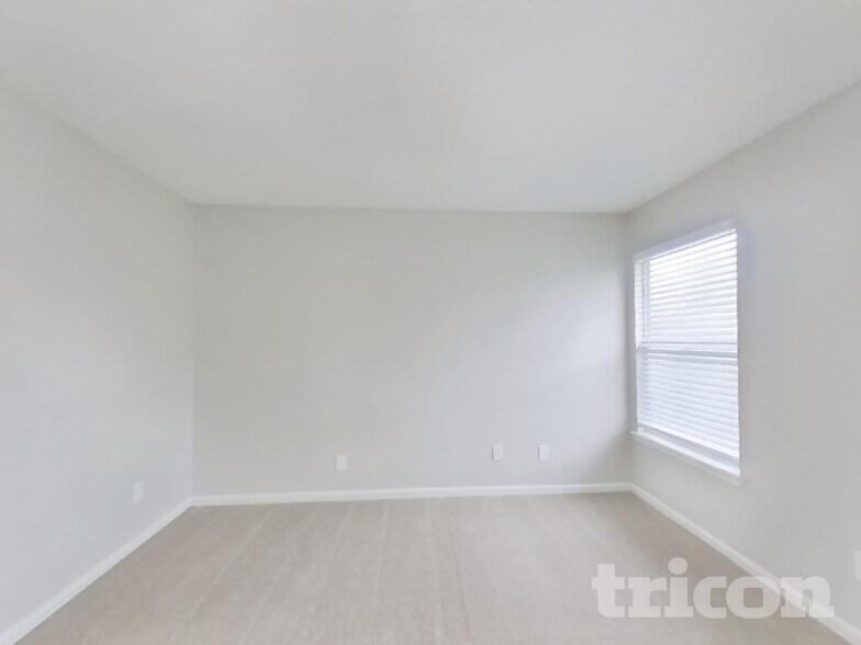 Building Photo - 8539 Shuter Ct