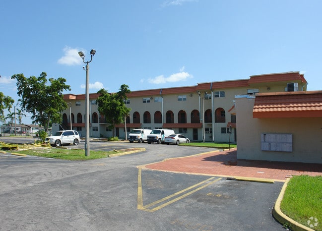 Primary Photo - Miami Gardens Apartments