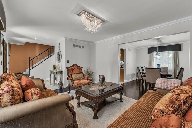Building Photo - 5555 Patterson Dr