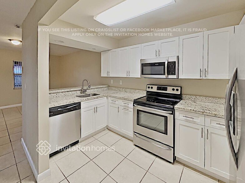 Building Photo - 14334 SW 159th Terrace