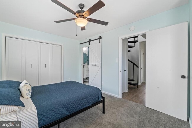 Building Photo - 3182 E Ocean View Ave