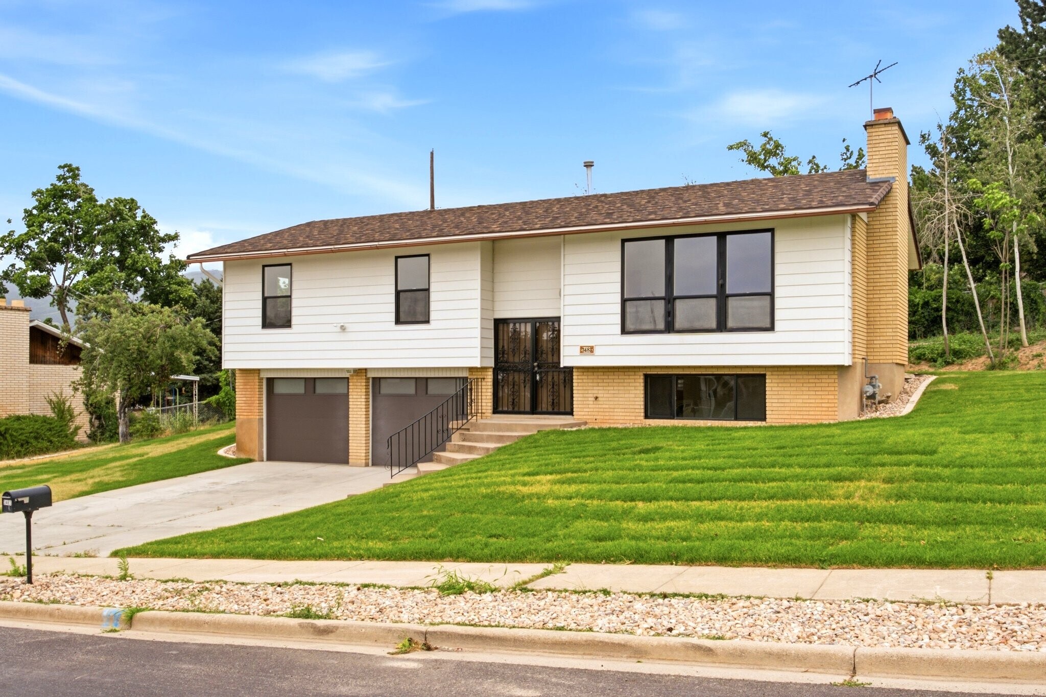 Building Photo - 3483 S 100 W