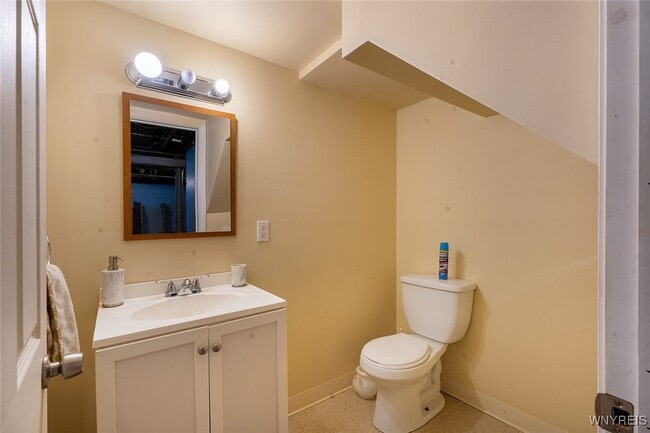 Building Photo - 845 Cleveland Dr