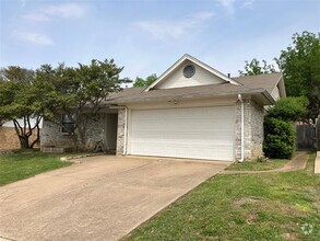 Building Photo - 6433 Westridge Dr
