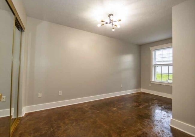 Building Photo - 106 Park Haven Dr.