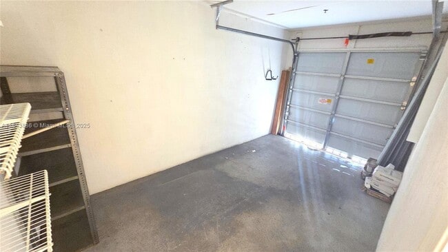 Building Photo - 4605 SW 75th Way