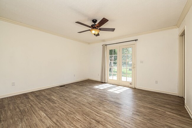 Building Photo - 6888 Bunnell Hill Rd
