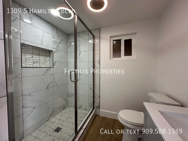 Building Photo - 1309 S Hamilton Blvd