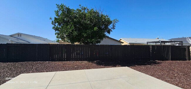 Building Photo - MIRA MESA / SAN DIEGO - Nice 4 Bedroom / 2 Bath House.  AVAILABLE NOW!!