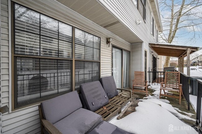 Building Photo - 57 Boston St