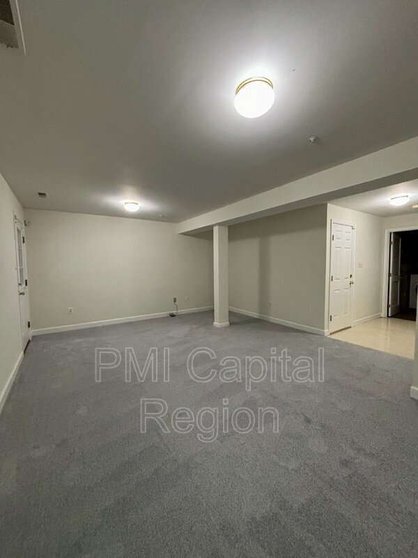 Building Photo - 20800 Mountain Lake Terrace