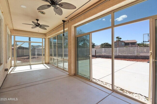 Building Photo - 20652 N Donithan Way