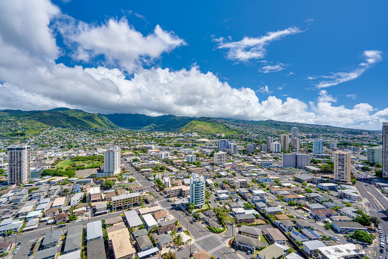 Building Photo - 2333 Kapiolani Blvd