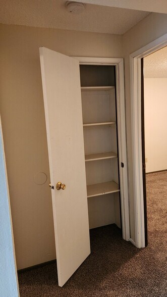 Building Photo - 1442 Salishan St SE