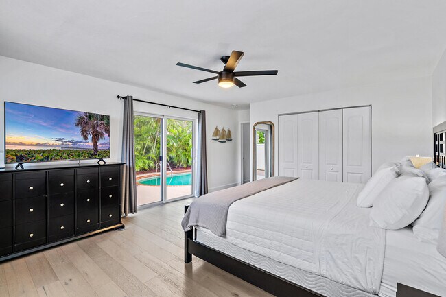 Building Photo - 428 Ebbtide Dr