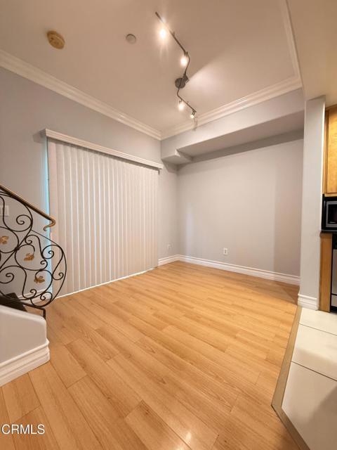 Building Photo - 96 N Craig Ave