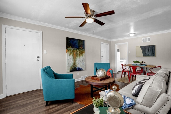 Building Photo - 1488 Wanda St